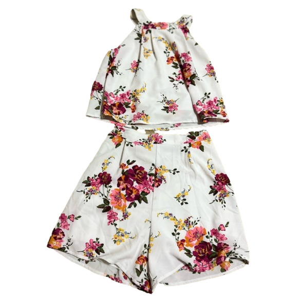lilt Other - GIRL’S two piece floral shorts outfit - Size XS (6-6x)